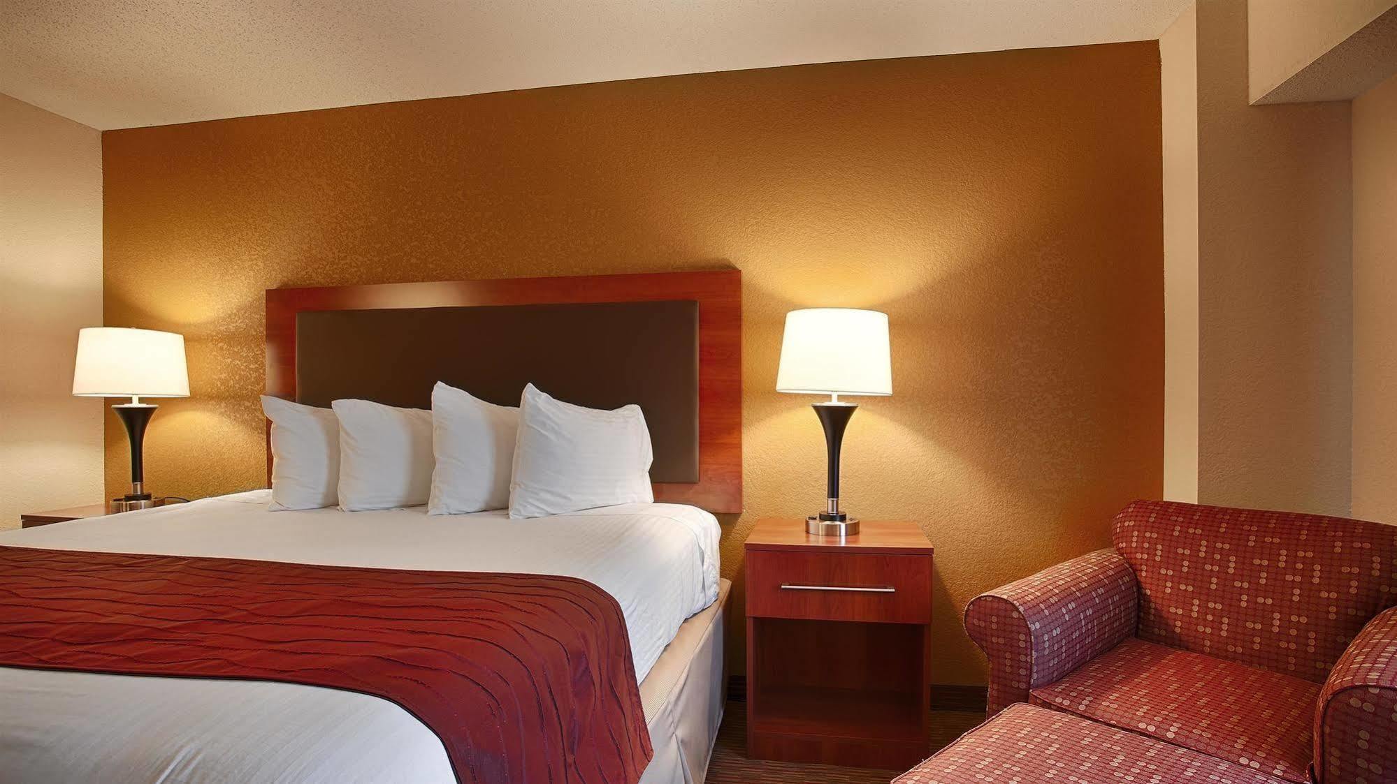 Days Inn By Wyndham Indiana Benjamin Franklin Highway Exterior photo